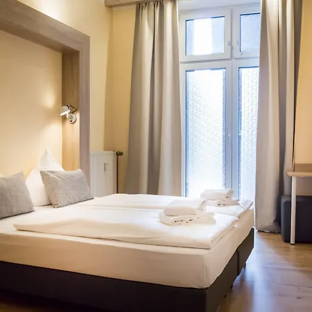 Hotel apartamentowy Dingdong -